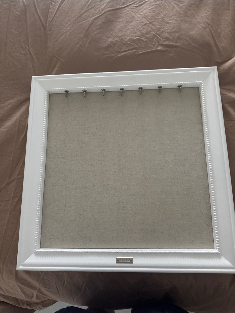 Stella & Dot White Framed Linen Jewelry Organizer